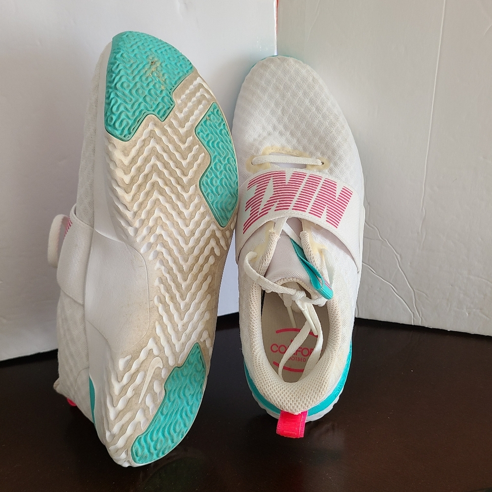 Nike Renew In  White Sneakers Women's Sz.8.5 - Picture 5 of 7